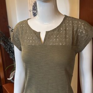 NWT chaps size small Olive Lace Accent Women's Top